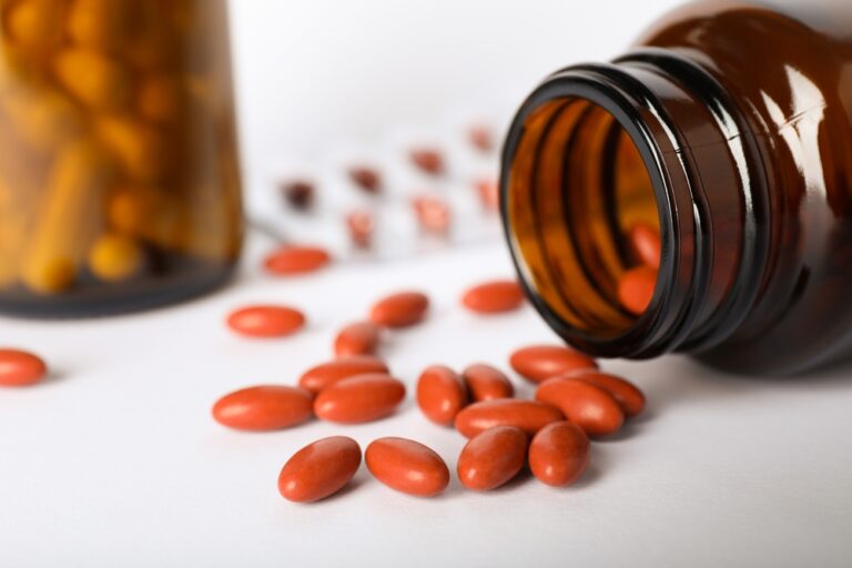 6 People Who Need Iron It Fights Fatigue From the Inside Out Suzy