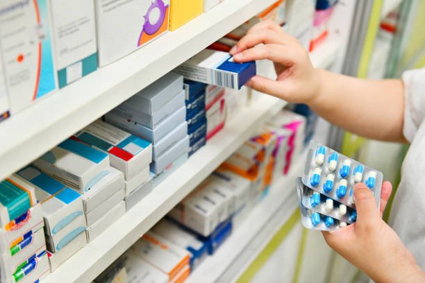 Read more about the article How to Stay Safe at the Pharmacy