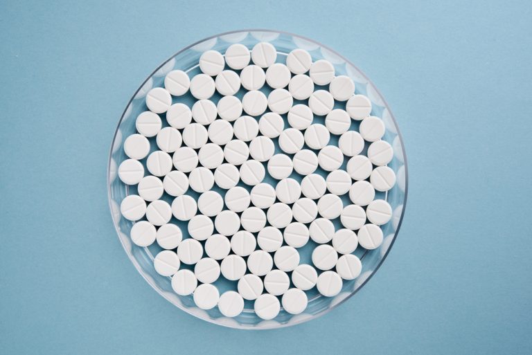 36 Foods that Contain Aspirin Suzy Cohen, RPh offers natural remedies