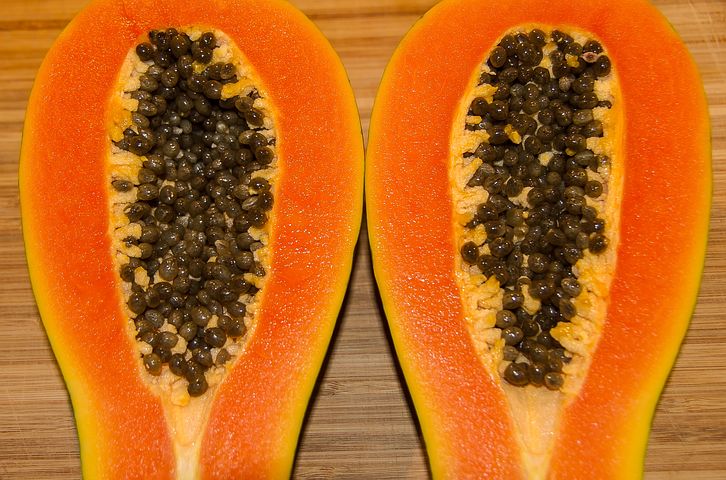 Interesting Reasons to Eat Papaya Seeds