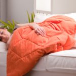 5 Benefits of Using a Weighted Blanket