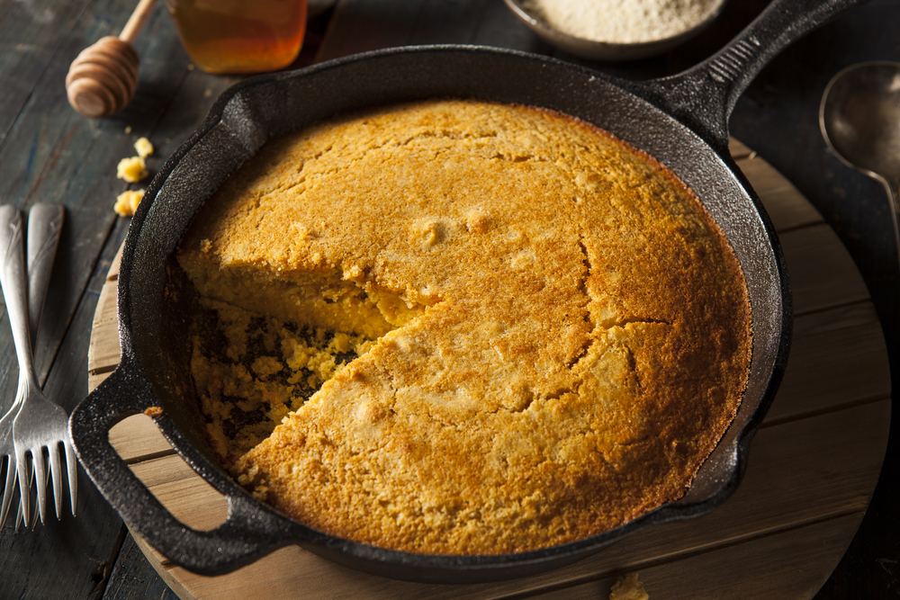 Read more about the article Southern Cheesy Cornbread