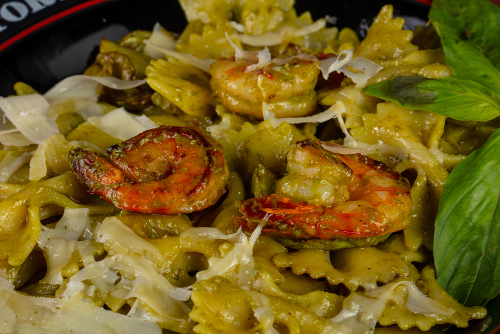 Read more about the article Lemon Shrimp Garlic Pasta