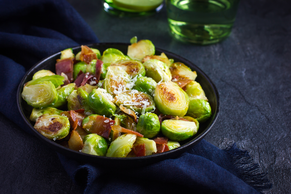 Read more about the article Oven Roasted Brussels Sprouts with Bacon