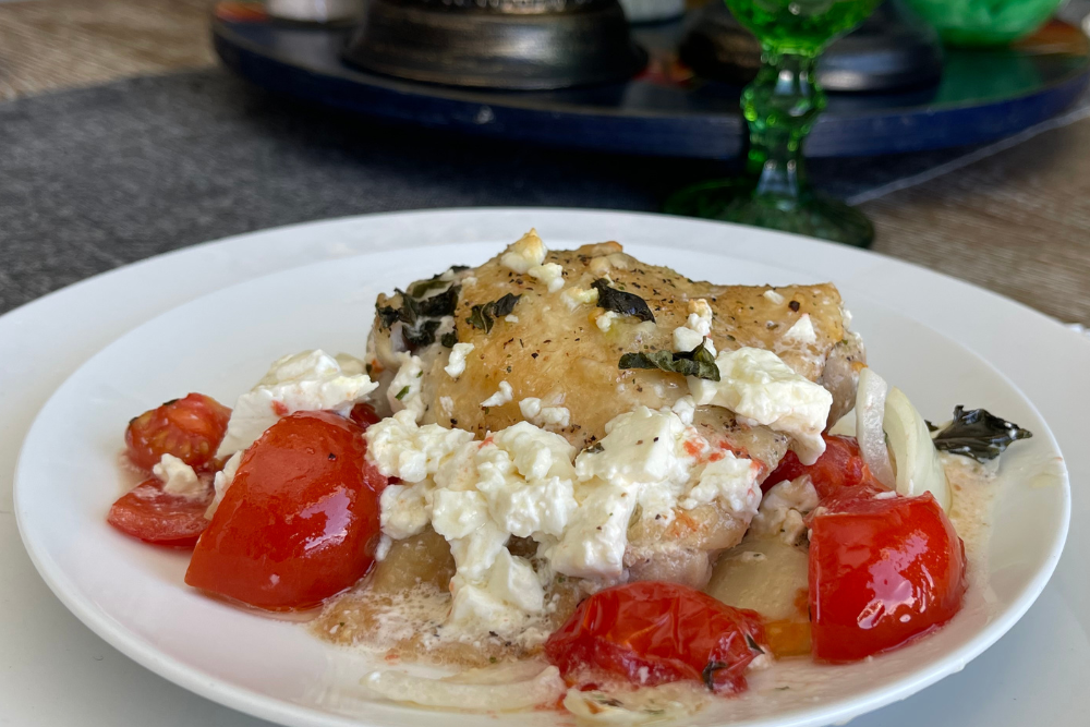 Read more about the article Feta Cheese Chicken Bake