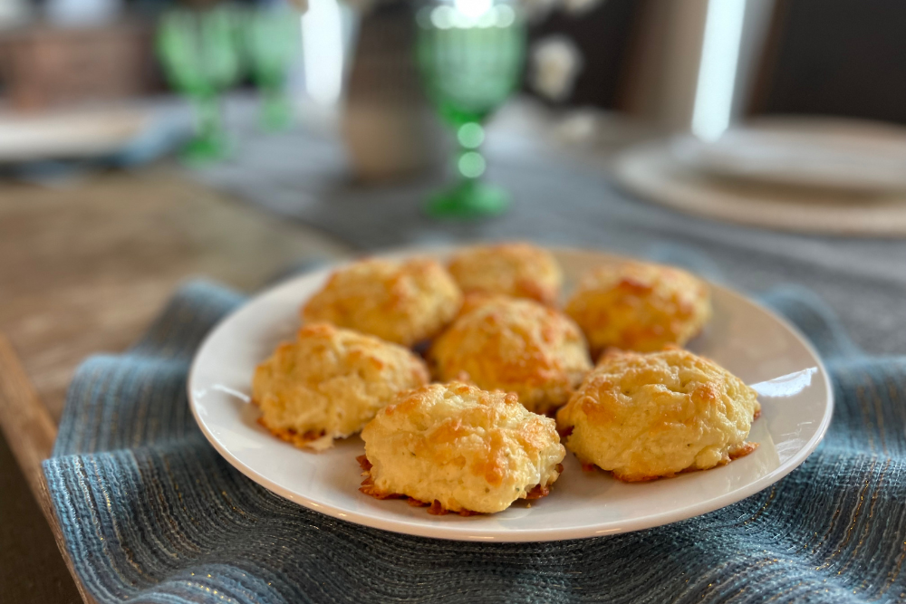 Read more about the article Keto Mozzi Biscuits