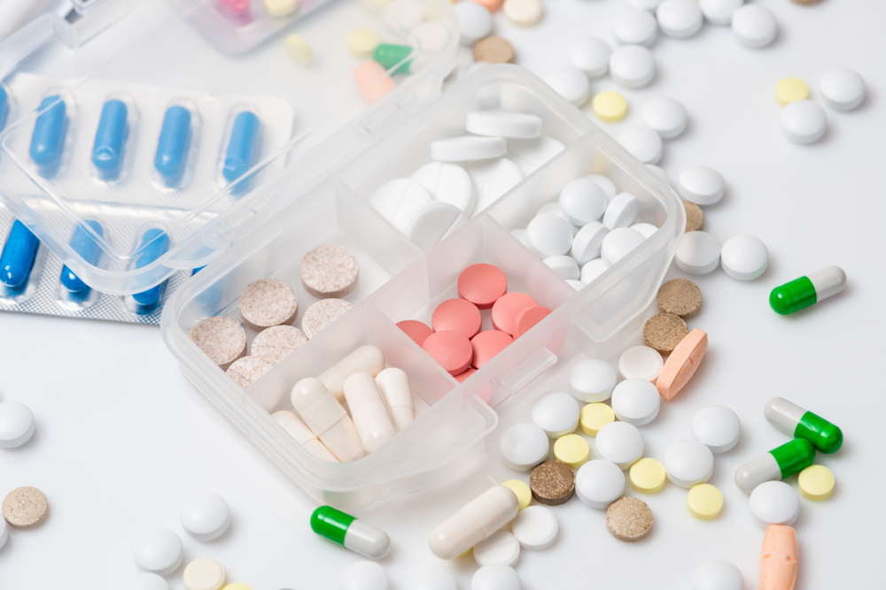 Read more about the article How to Take Your Thyroid Medication – 5 Important Do’s and Dont’s