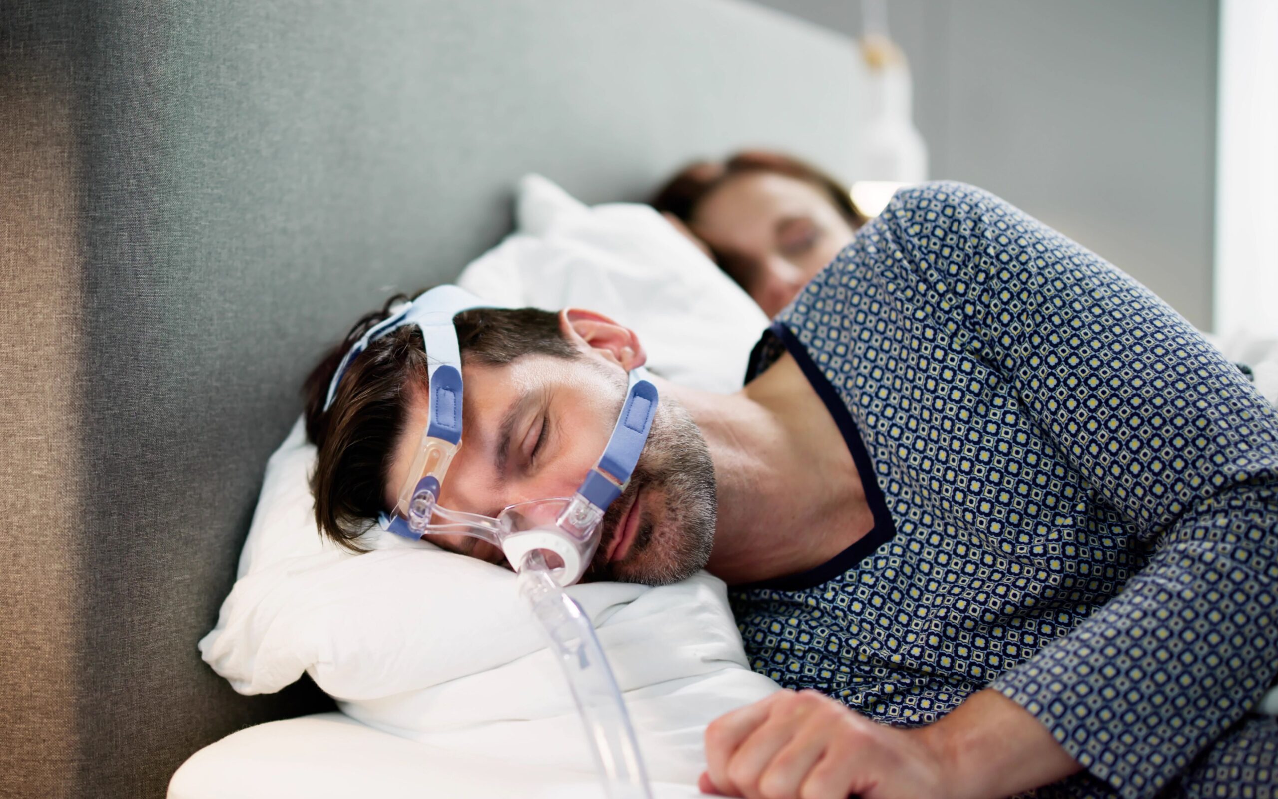 Read more about the article Understanding the Difference Between Central Sleep Apnea and Obstructive