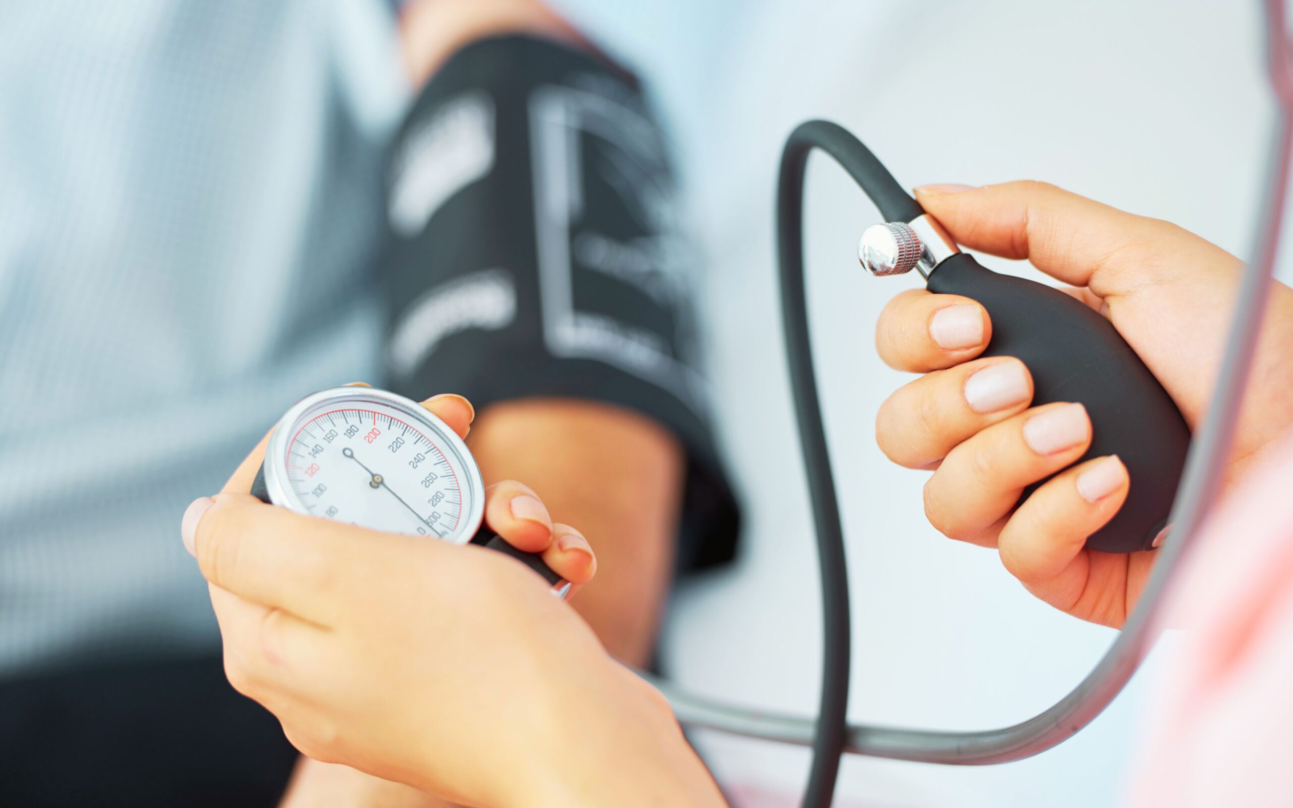 Read more about the article High Blood Pressure: 10 Major Causes and 4 Hidden Triggers (Explained by a Pharmacist)