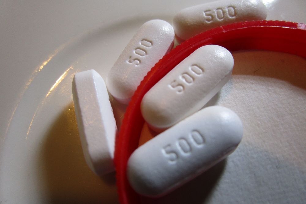 Read more about the article 7 Alternatives to Tylenol During Pregnancy