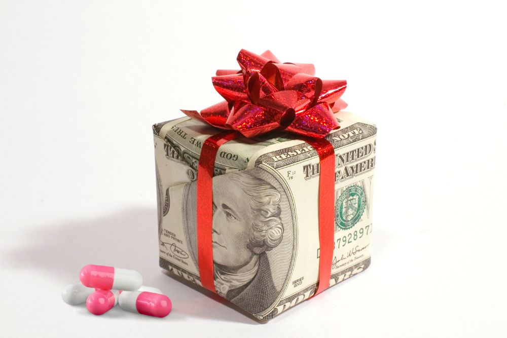 Read more about the article Patient Assistance Programs: How I Saved Someone Thousands on Their Med in 5 Minutes!