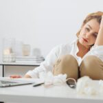 7 Signs Your B12 Level Is “Normal” — But Your Body Is Still Deficient