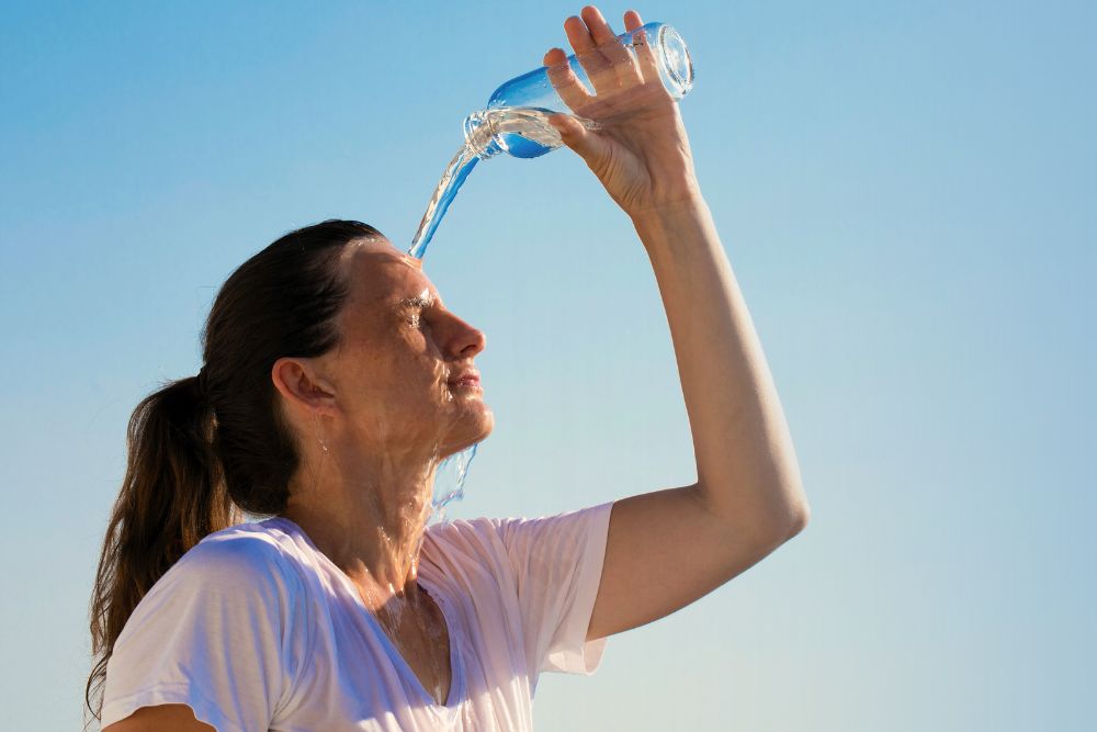 Read more about the article Summer Fatigue: Why You’re Exhausted (And It’s Not Just the Heat)