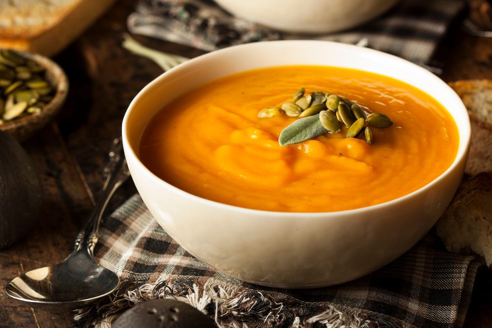 Read more about the article Creamy Roasted Butternut Squash Soup with Sage & Ginger